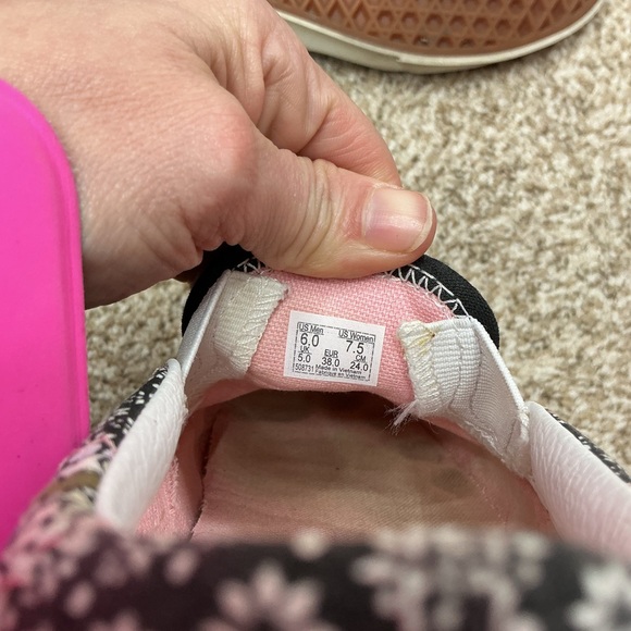 Vans Slip-On Sneakers in Black and White Floral Checkerboard - Picture 9 of 9